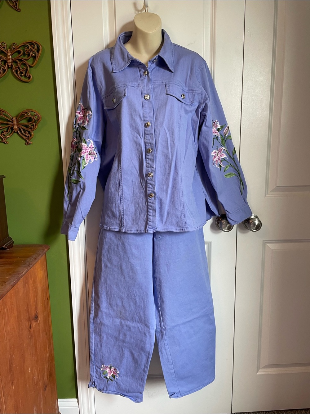 Vintage Bob Mackie wearable Art Lavender Embroidered Pantsuit size L